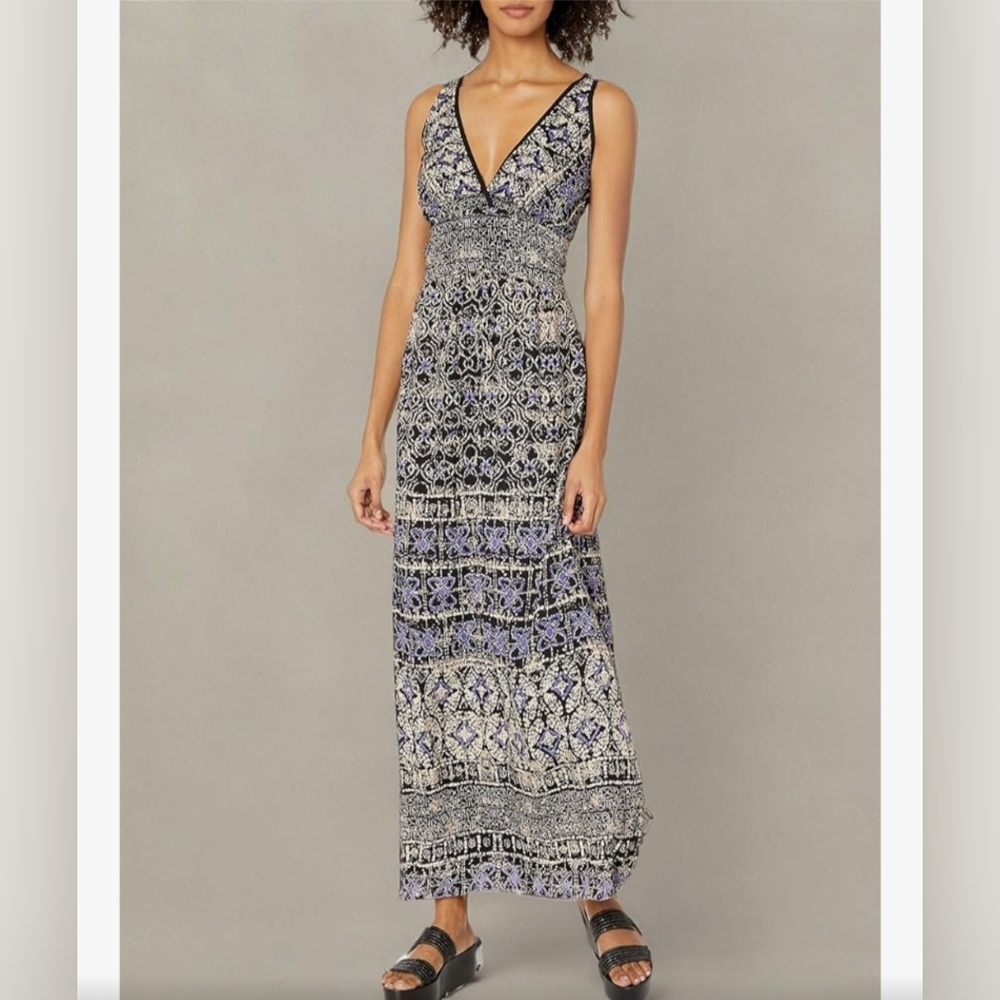 NWT Angie Navy Print Maxi Dress Small